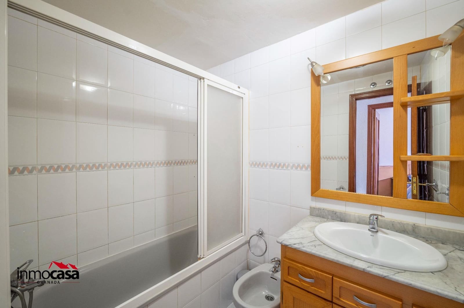 3 slaapkamer Rijtjeshuis te koop in Las Gabias - € 182.000 (Ref: 9861992)