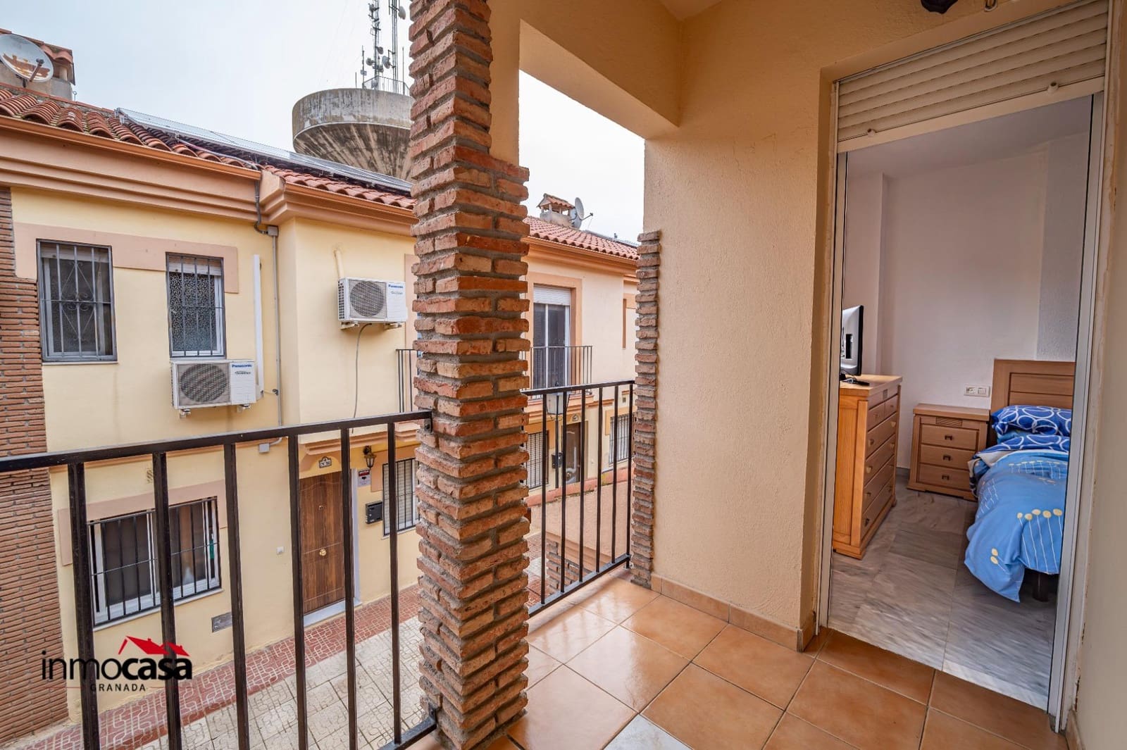 3 slaapkamer Rijtjeshuis te koop in Las Gabias - € 182.000 (Ref: 9861992)