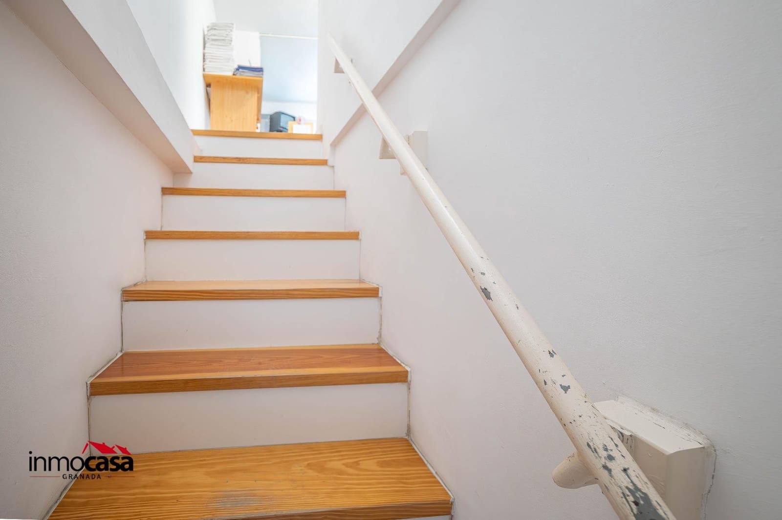 Commercieel te koop in Granada stad - € 188.000 (Ref: 9867108)