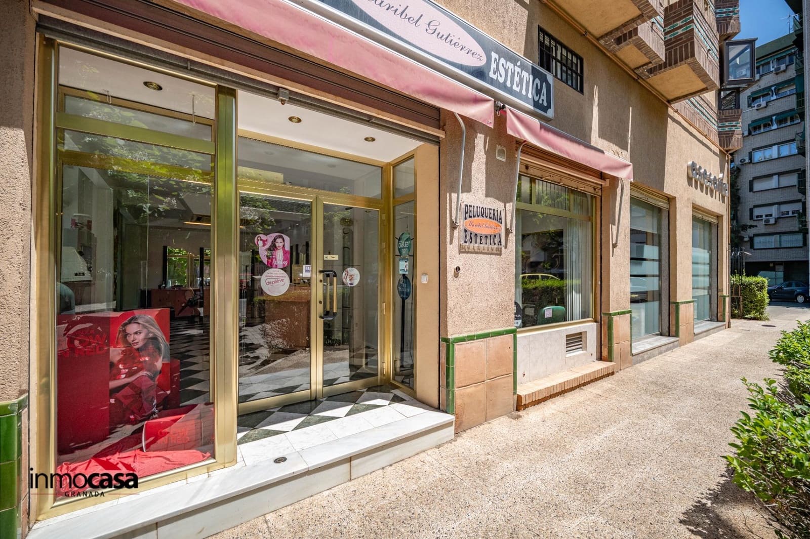 Commercieel te koop in Granada stad - € 188.000 (Ref: 9867108)