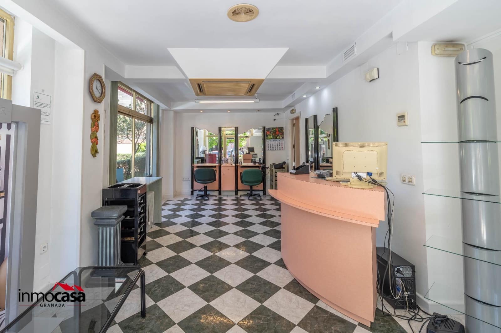 Commercieel te koop in Granada stad - € 188.000 (Ref: 9867108)