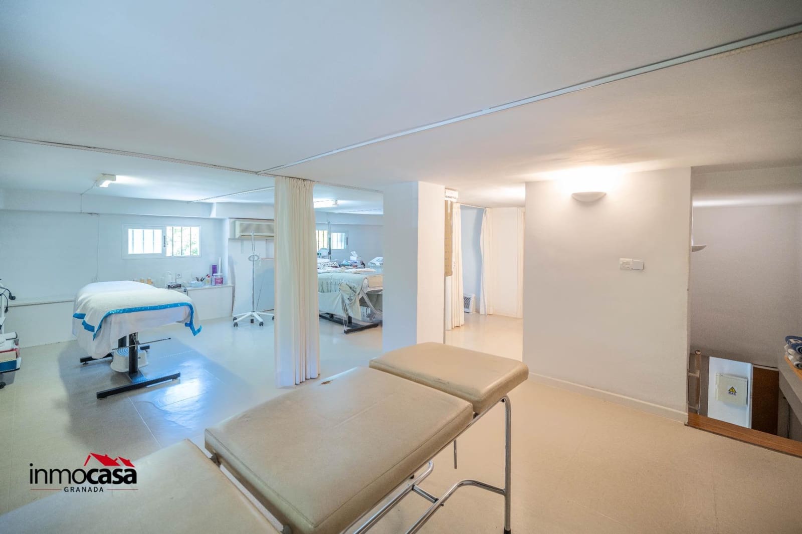 Commercieel te koop in Granada stad - € 188.000 (Ref: 9867108)