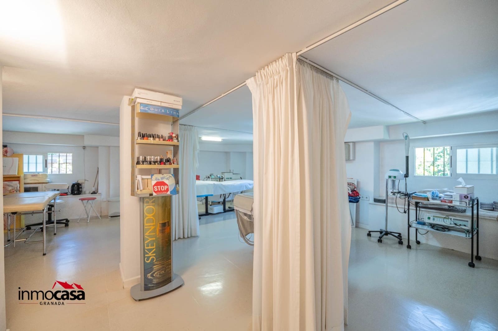 Commercieel te koop in Granada stad - € 188.000 (Ref: 9867108)