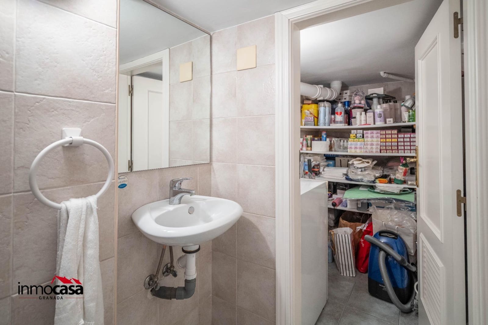 Commercieel te koop in Granada stad - € 188.000 (Ref: 9867108)