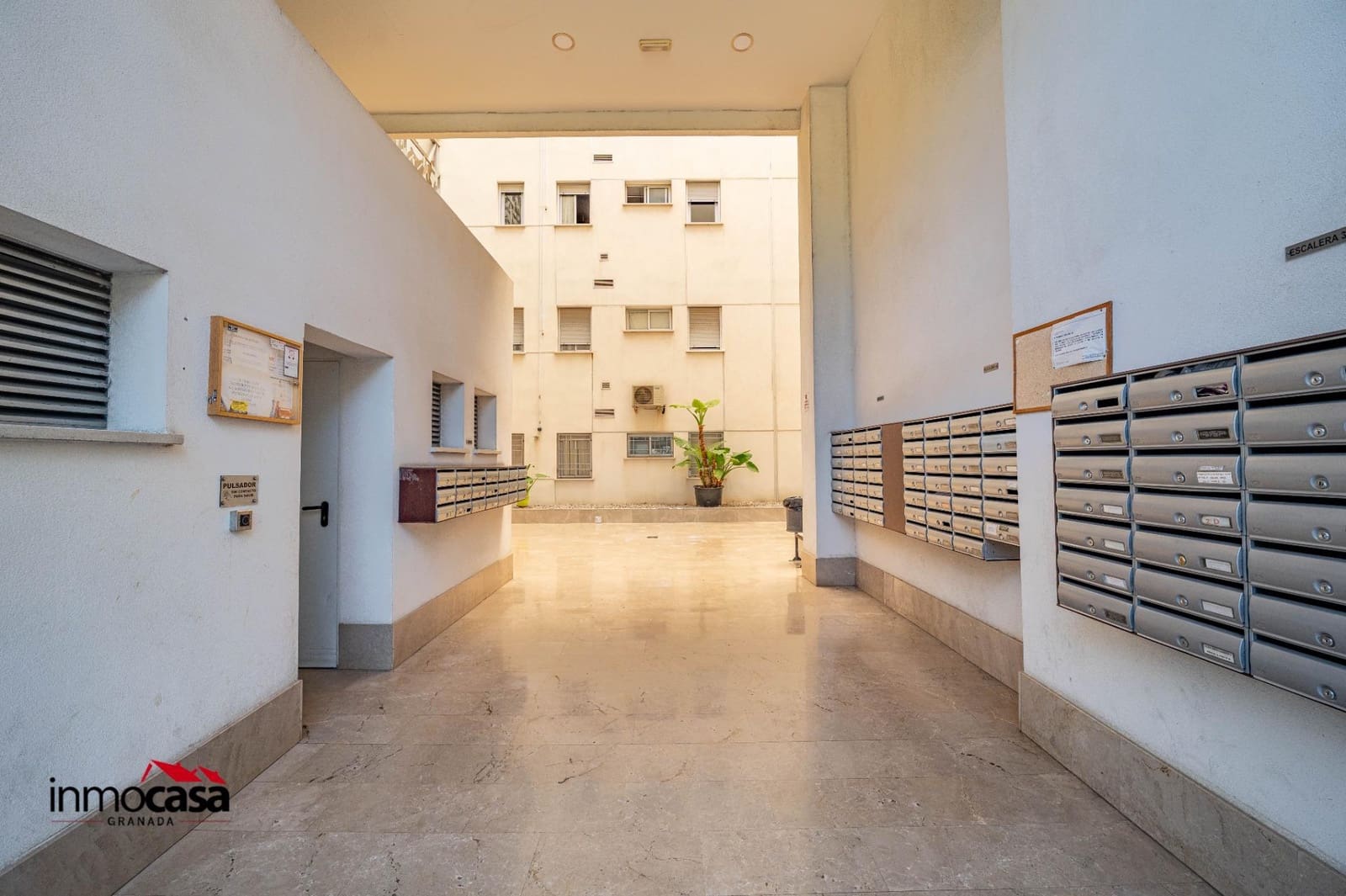 2 soverom Leilighet til salgs i Granada by - € 180 000 (Ref: 9867109)