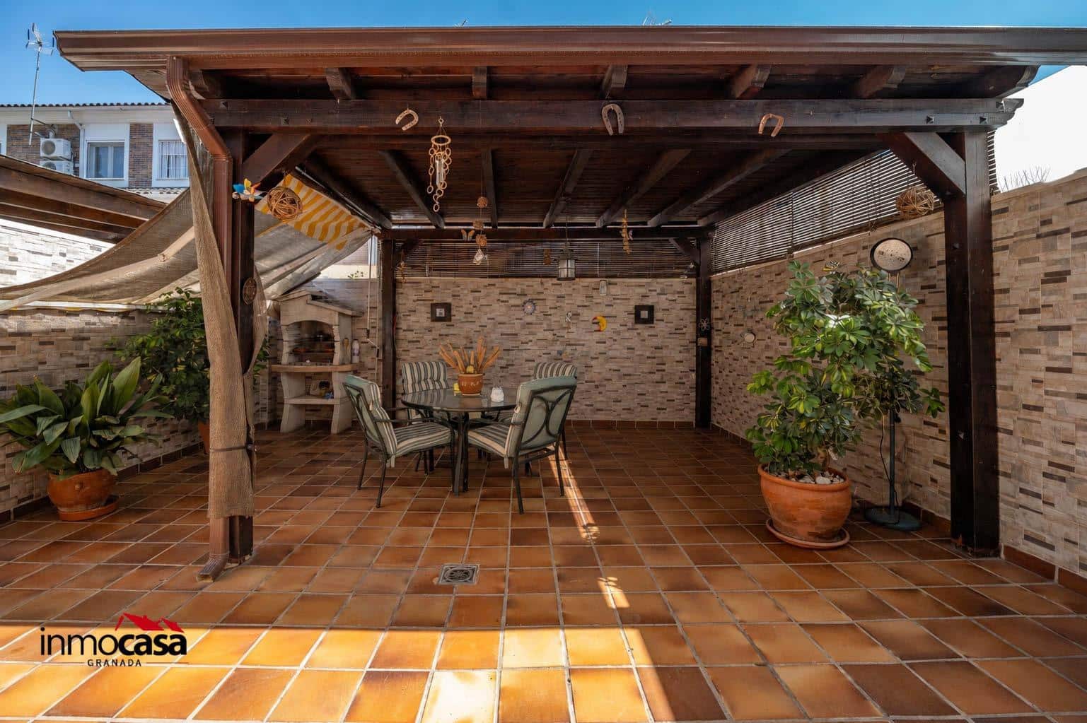 4 quarto Moradia em Banda para venda em Belicena com piscina garagem - 259 000 € (Ref: 9878991)