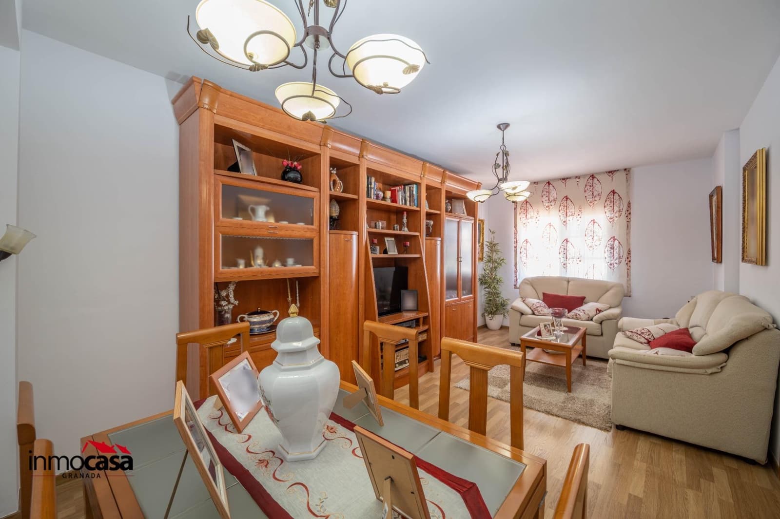 4 quarto Moradia em Banda para venda em Belicena com piscina garagem - 259 000 € (Ref: 9878991)
