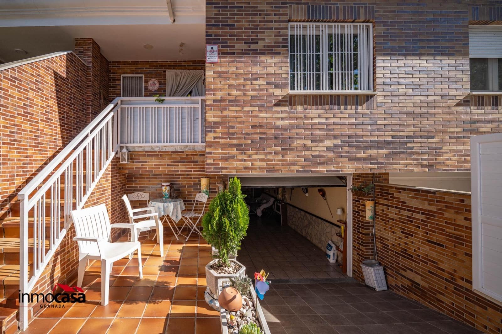 4 quarto Moradia em Banda para venda em Belicena com piscina garagem - 259 000 € (Ref: 9878991)
