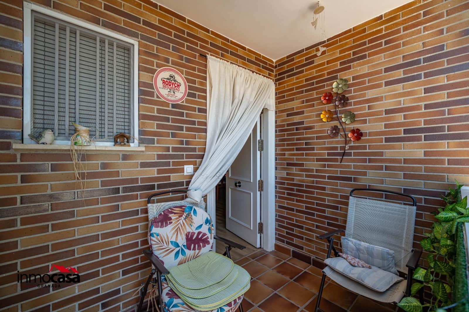 4 quarto Moradia em Banda para venda em Belicena com piscina garagem - 259 000 € (Ref: 9878991)