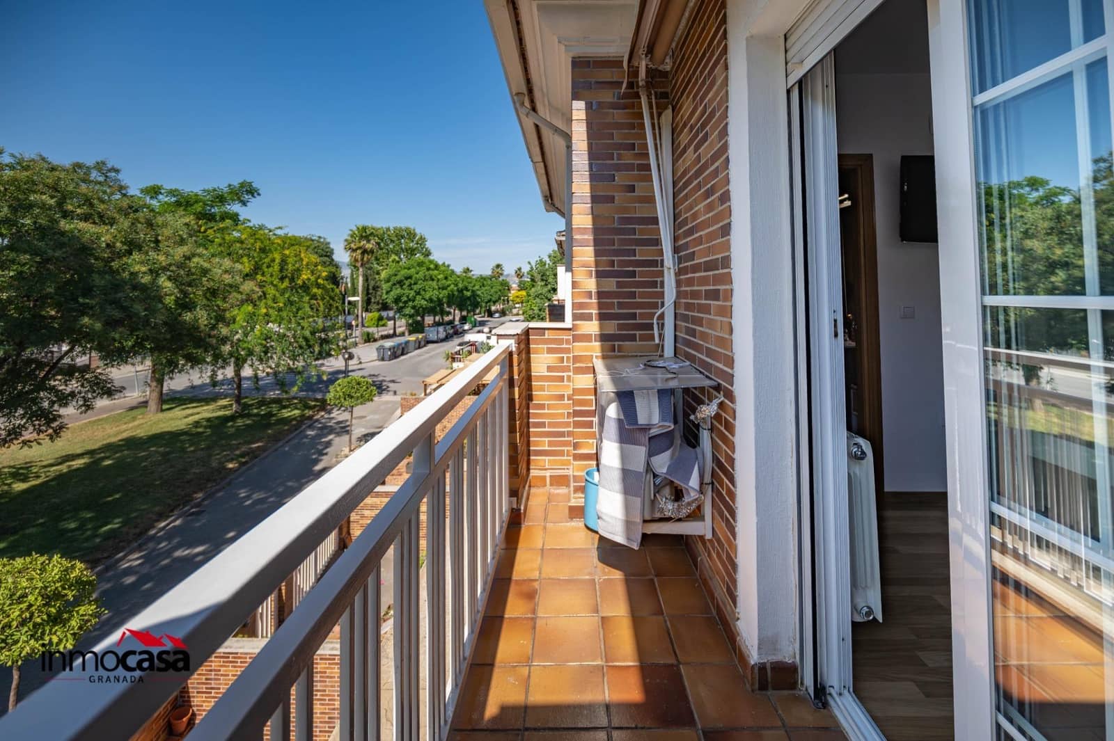 4 quarto Moradia em Banda para venda em Belicena com piscina garagem - 259 000 € (Ref: 9878991)