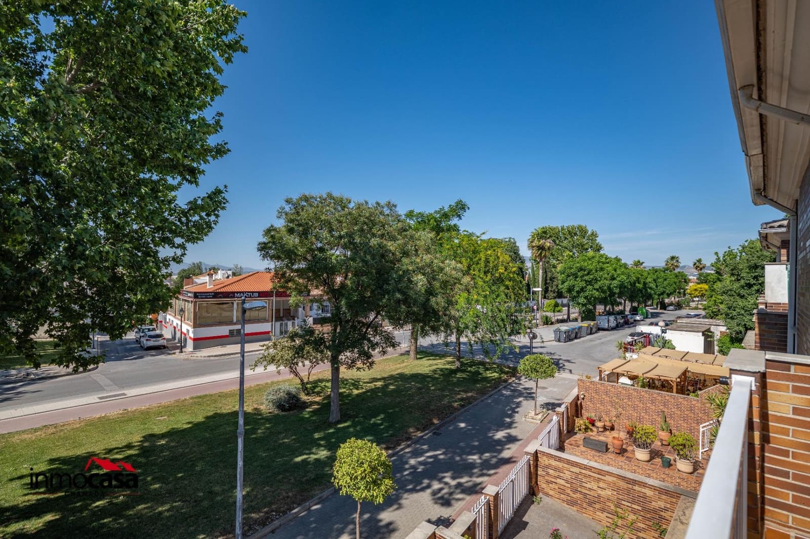 4 quarto Moradia em Banda para venda em Belicena com piscina garagem - 259 000 € (Ref: 9878991)