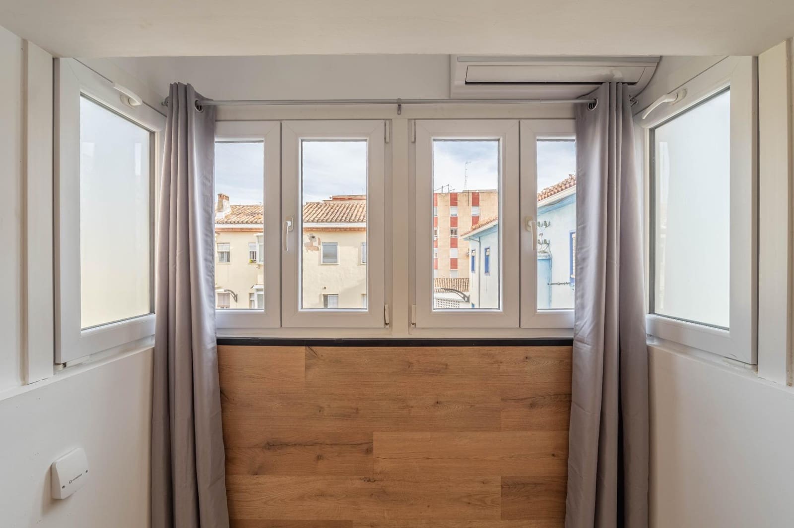 2 Zimmer Wohnung zu verkaufen in Granada Stadt - 165.000 € (Ref: 9892505)