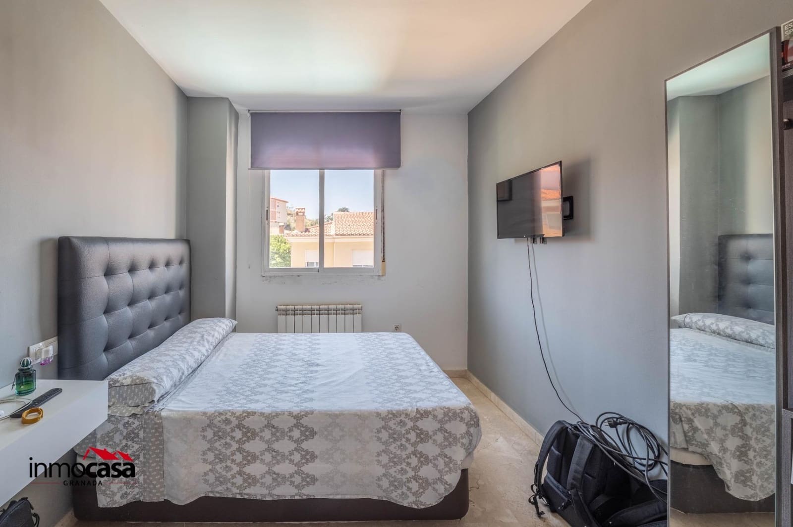 3 slaapkamer Halfvrijstaande villa te koop in Jun met zwembad garage - € 255.000 (Ref: 9894052)