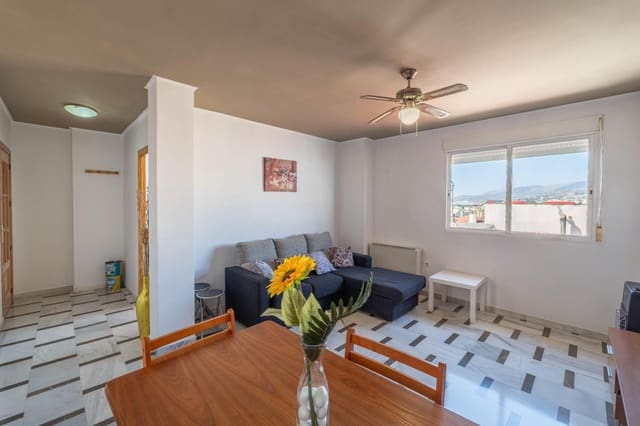 Piso de 3 habitaciones en Armilla en venta - 189.000 € (Ref: 9896475)