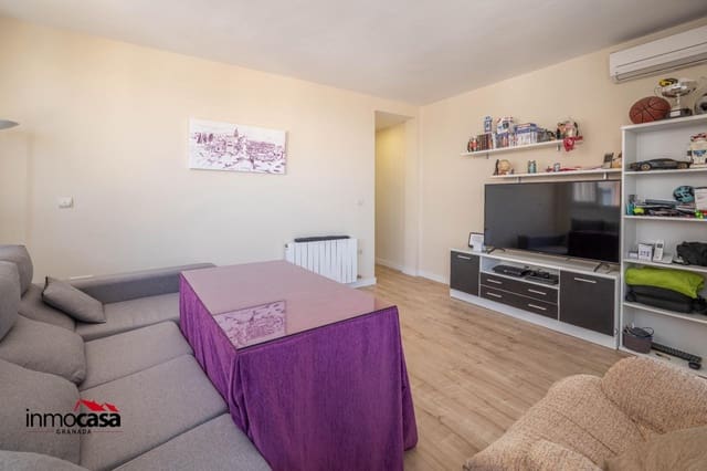2 slaapkamer Flat te koop in La Zubia met garage - € 156.000 (Ref: 9898939)