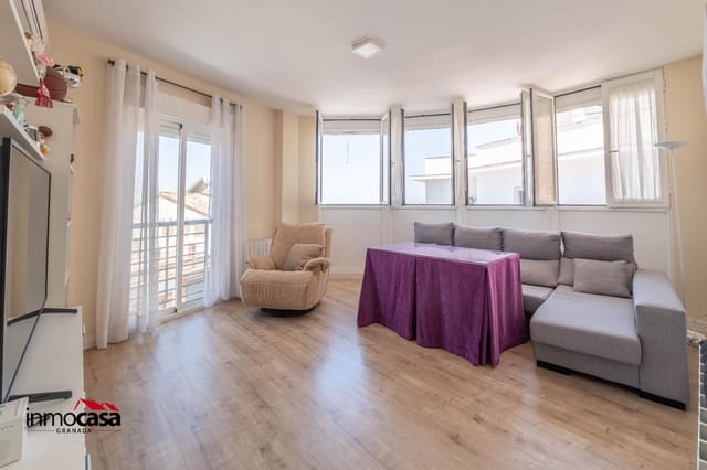 2 slaapkamer Flat te koop in La Zubia met garage - € 156.000 (Ref: 9898939)