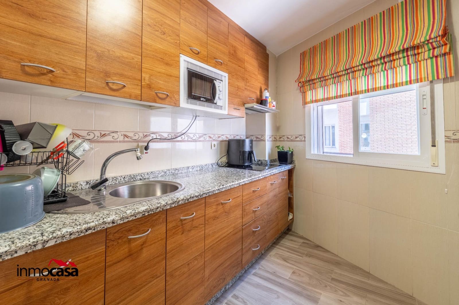 2 slaapkamer Flat te koop in La Zubia met garage - € 156.000 (Ref: 9898939)