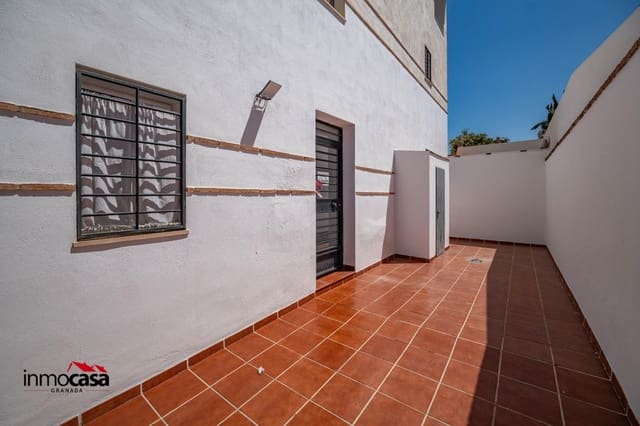 2 slaapkamer Flat te koop in La Zubia met garage - € 156.000 (Ref: 9898939)