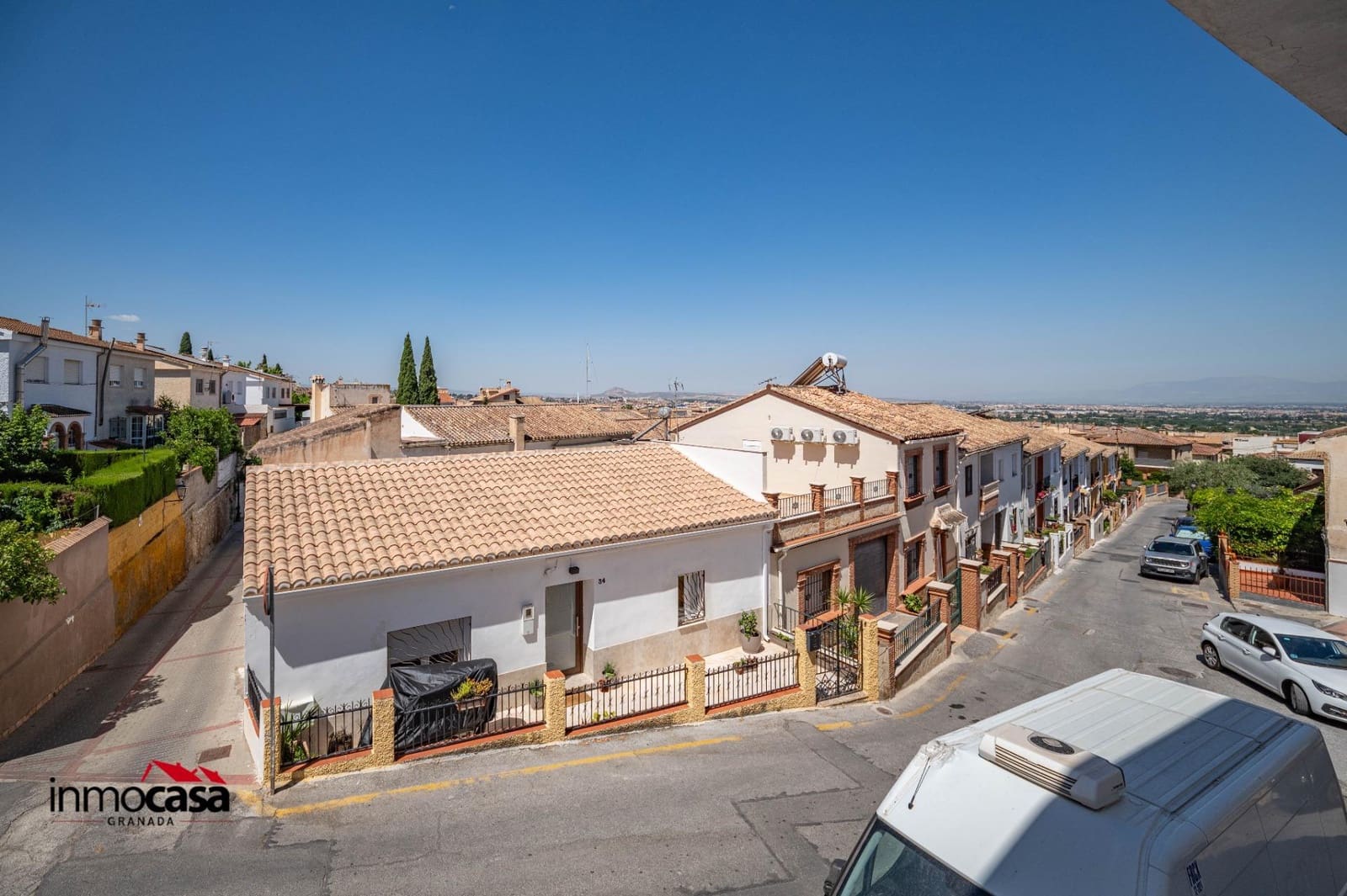 2 slaapkamer Flat te koop in La Zubia met garage - € 156.000 (Ref: 9898939)