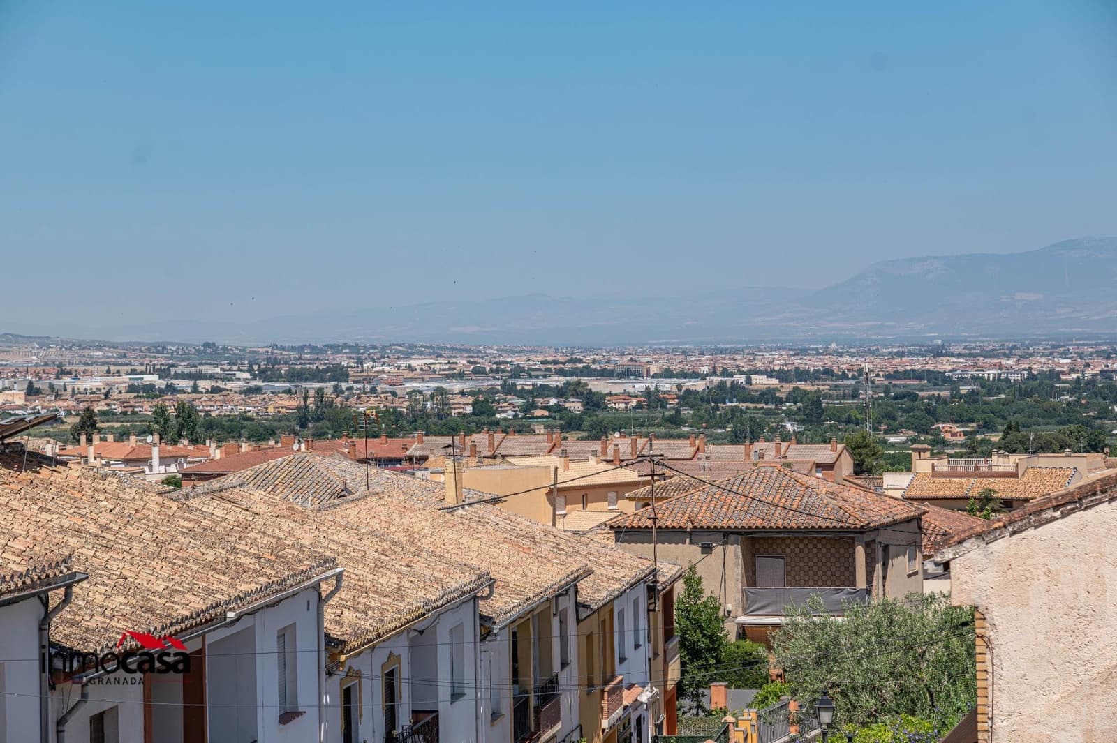 2 slaapkamer Flat te koop in La Zubia met garage - € 156.000 (Ref: 9898939)