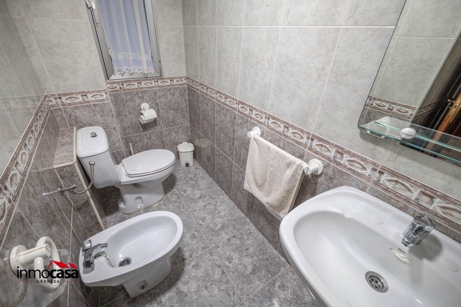 3 sypialnia Mieszkanie na sprzedaż w Miasto Grenada z garażem - 285 000 € (Ref: 9898940)