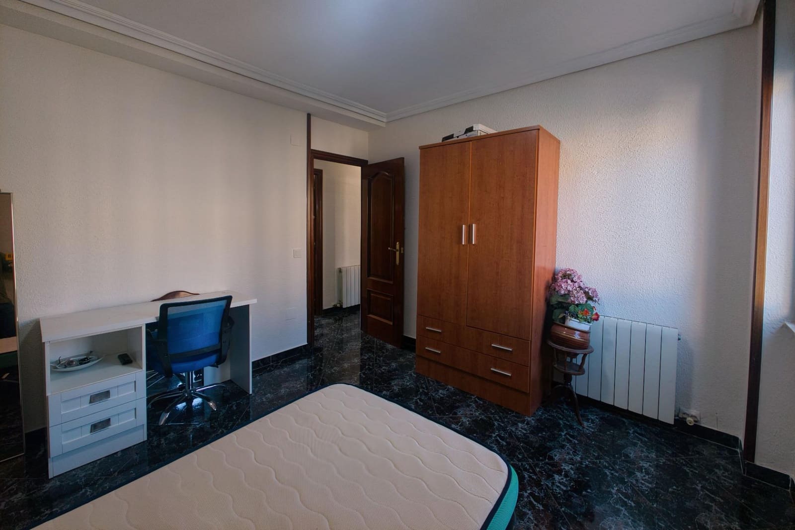 4 bedroom Flat for sale in Jaen city - € 218,900 (Ref: 9908122)