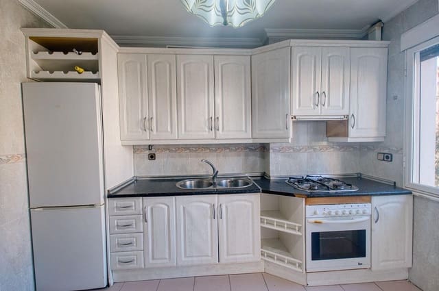 4 sypialnia Mieszkanie na sprzedaż w Miasto Jaén - 218 900 € (Ref: 9908122)