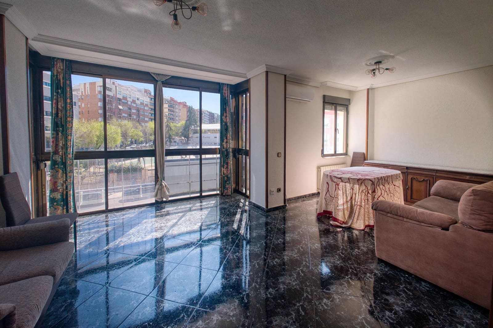 4 bedroom Flat for sale in Jaen city - € 218,900 (Ref: 9908122)
