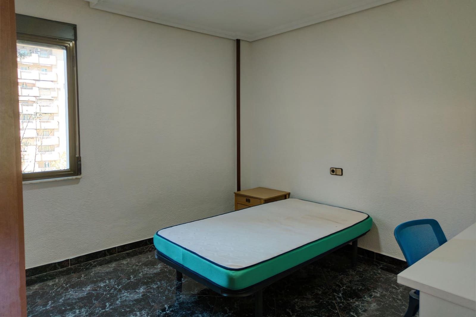 4 bedroom Flat for sale in Jaen city - € 218,900 (Ref: 9908122)