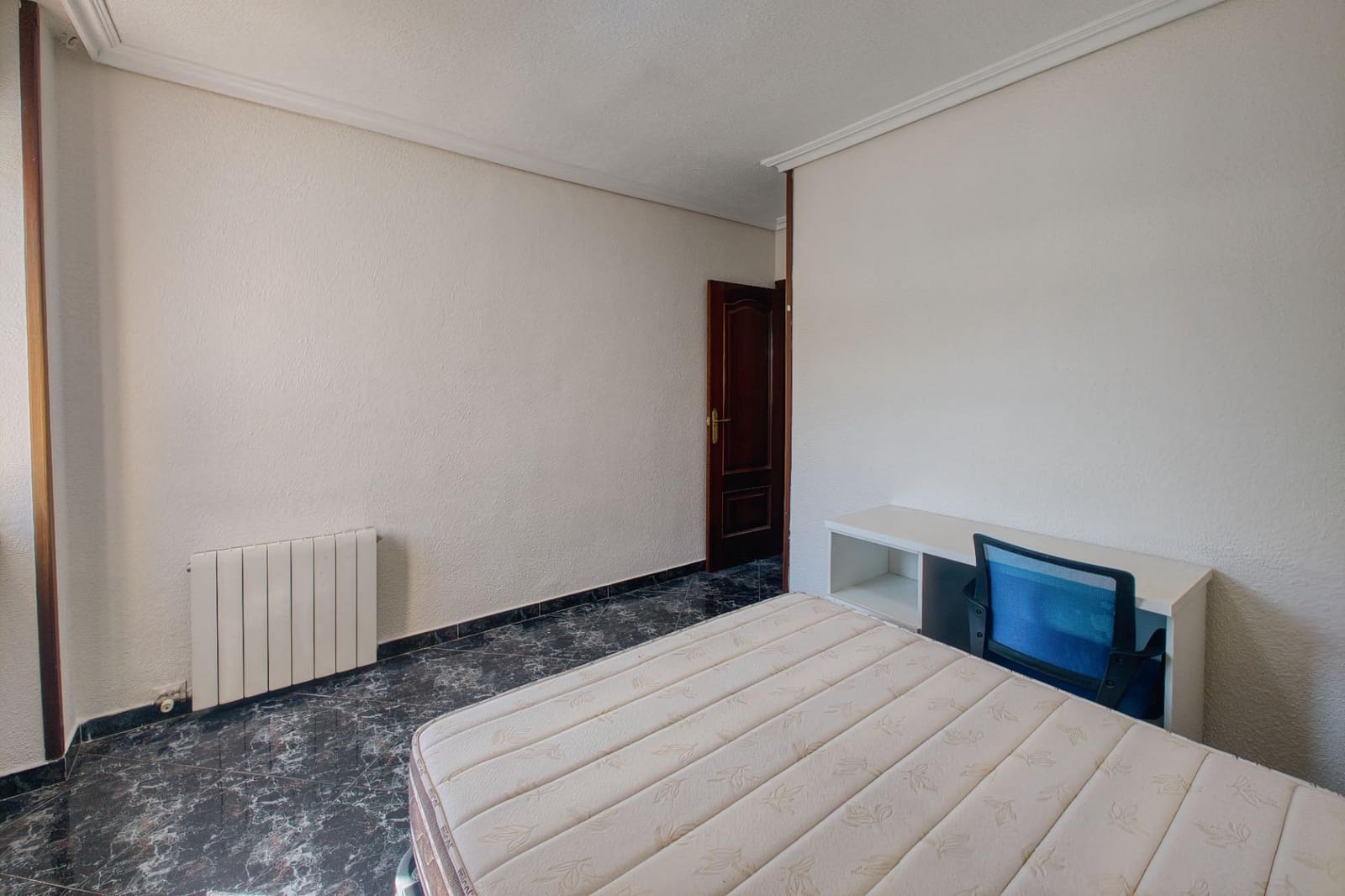 4 bedroom Flat for sale in Jaen city - € 218,900 (Ref: 9908122)