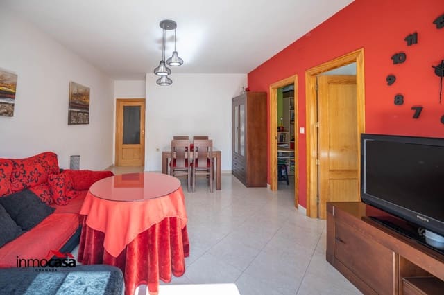 3 bedroom Flat for sale in Noalejo with garage - € 90,000 (Ref: 9908125)
