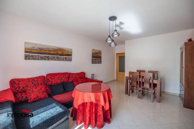 3 bedroom Flat for sale in Noalejo with garage - € 90,000 (Ref: 9908125)