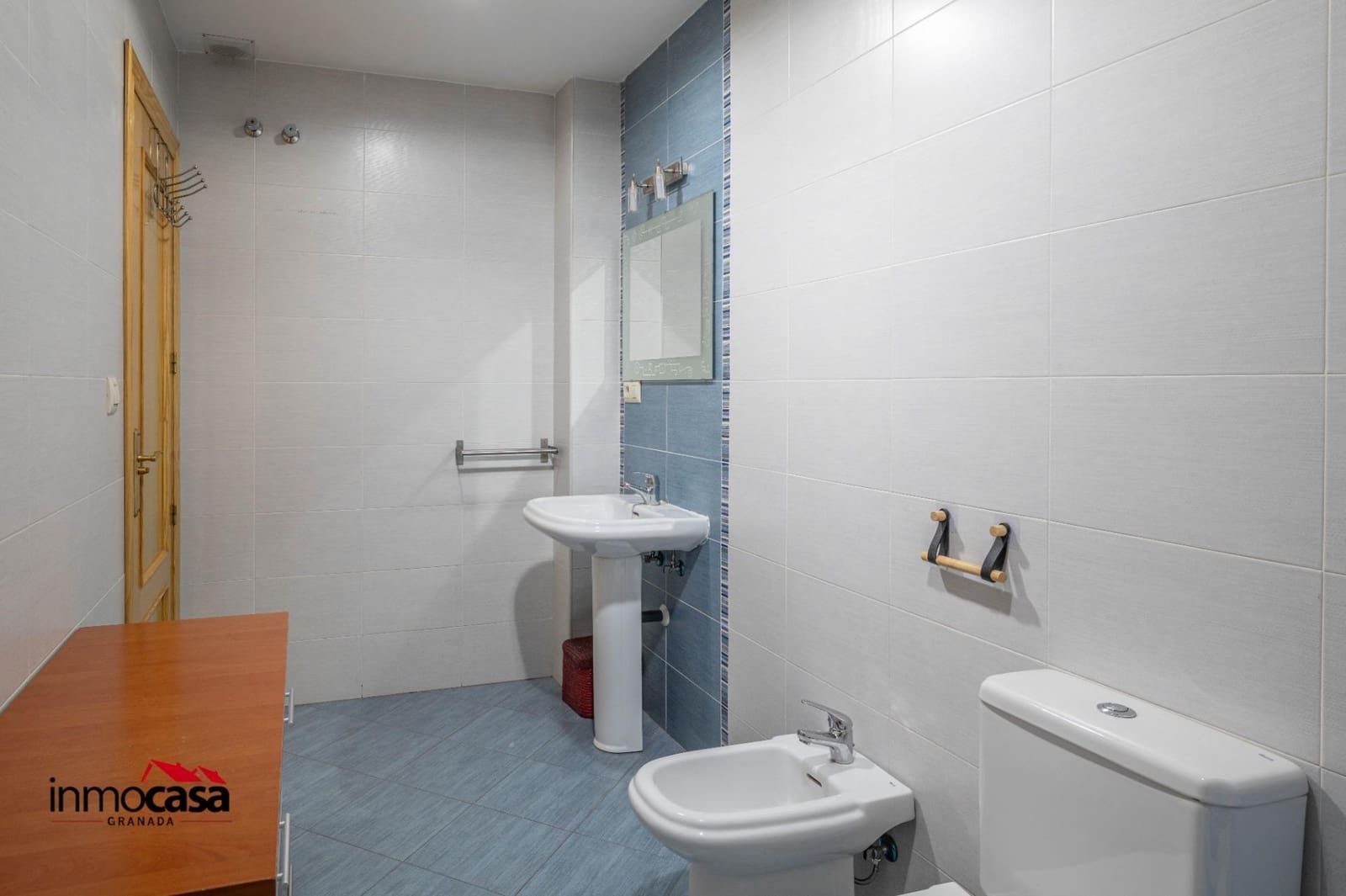 3 bedroom Flat for sale in Noalejo with garage - € 90,000 (Ref: 9908125)