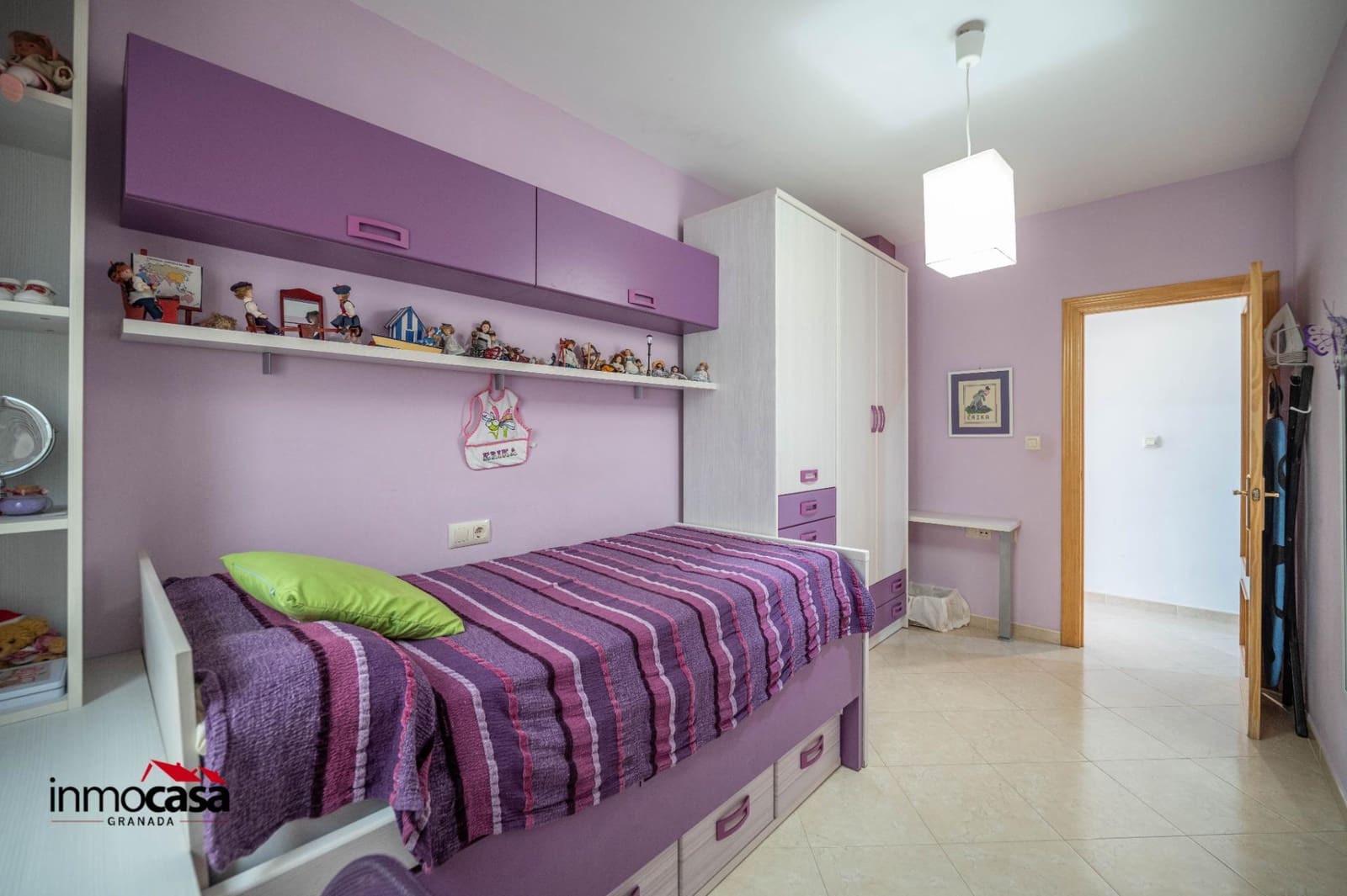3 bedroom Flat for sale in Noalejo with garage - € 90,000 (Ref: 9908125)