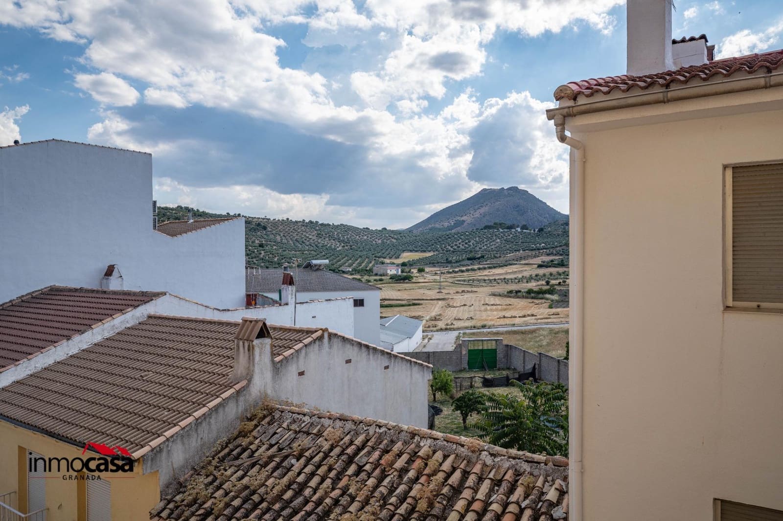 3 bedroom Flat for sale in Noalejo with garage - € 90,000 (Ref: 9908125)