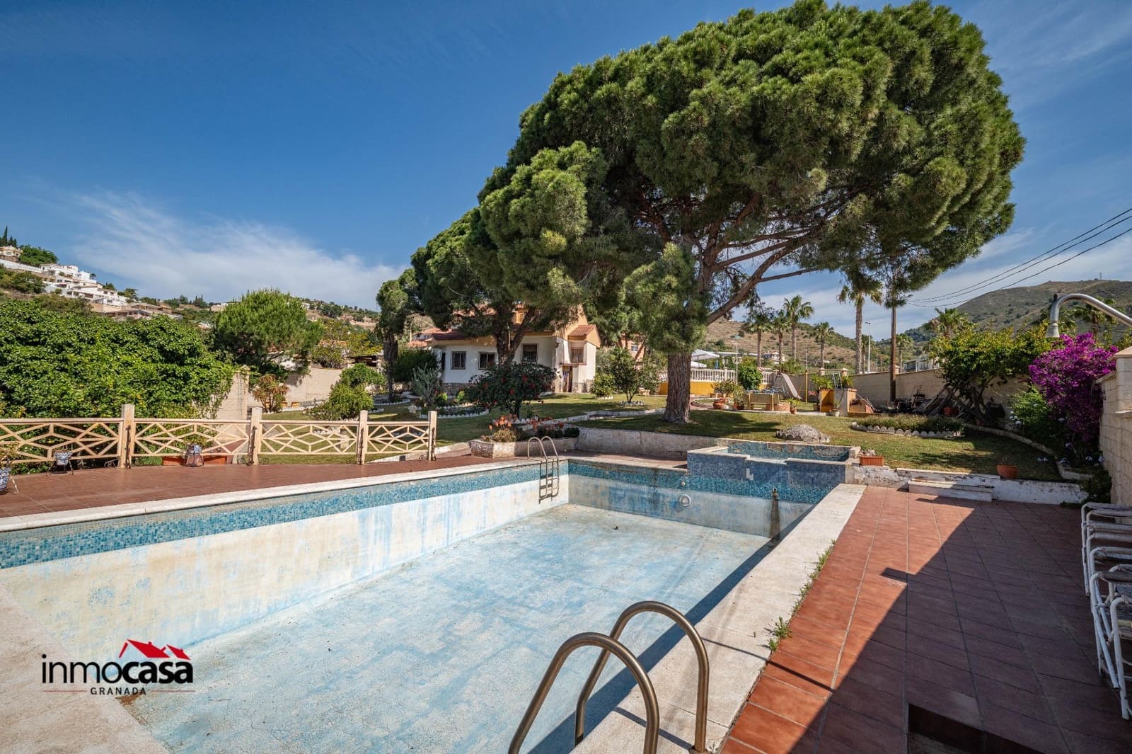 5 sovrum Villa till salu i Motril med pool - 950 000 € (Ref: 9913299)
