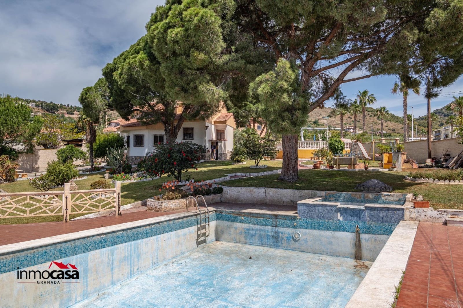 5 sovrum Villa till salu i Motril med pool - 950 000 € (Ref: 9913299)