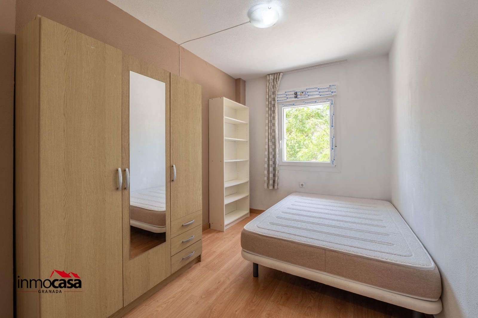 3 sovrum Lägenhet till salu i Granada stad med garage - 159 500 € (Ref: 9913300)