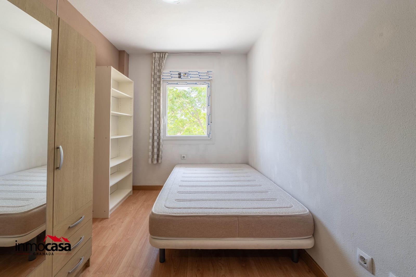 3 sovrum Lägenhet till salu i Granada stad med garage - 159 500 € (Ref: 9913300)