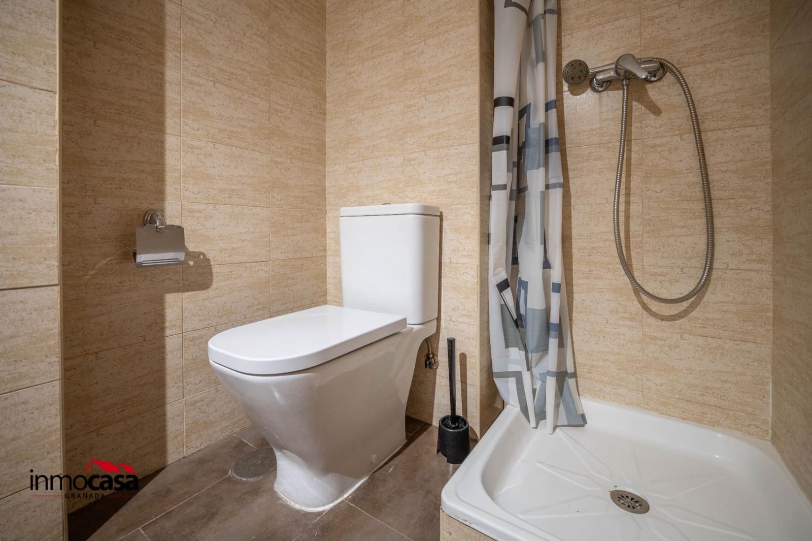 3 sovrum Lägenhet till salu i Granada stad med garage - 159 500 € (Ref: 9913300)