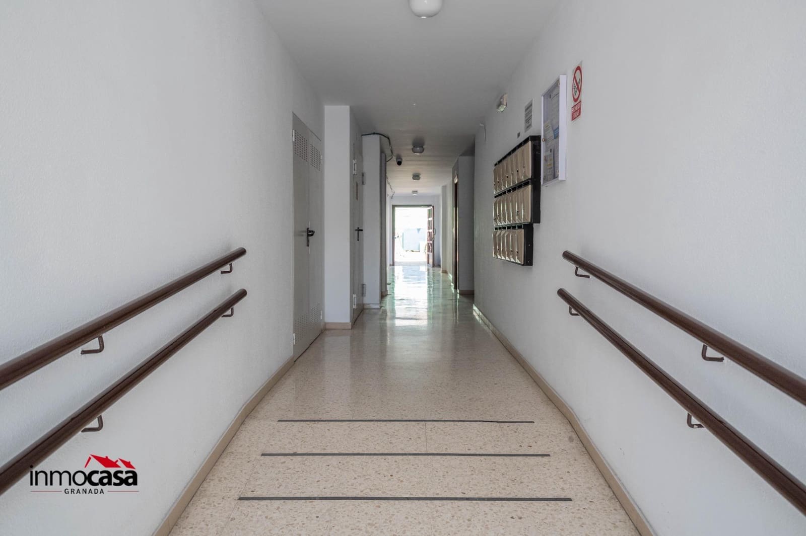 3 sovrum Lägenhet till salu i Granada stad med garage - 159 500 € (Ref: 9913300)