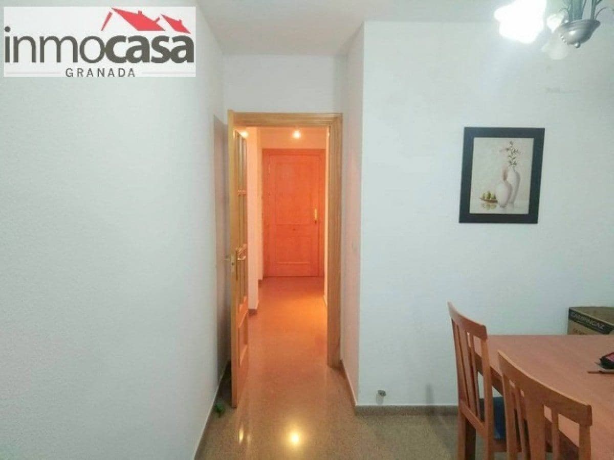 2 quarto Apartamento para arrendar em Las Gabias com piscina garagem - 700 € (Ref: 9915990)
