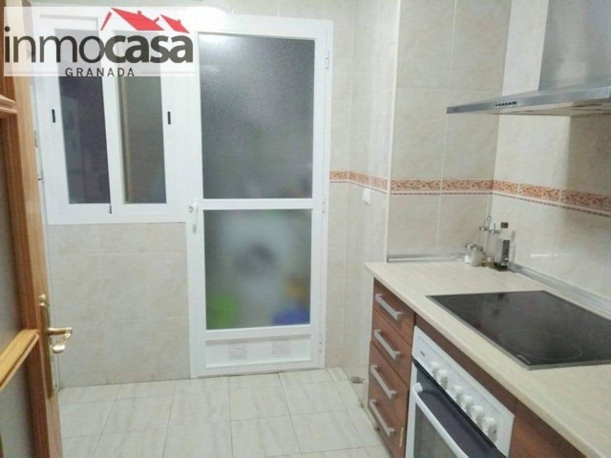 2 quarto Apartamento para arrendar em Las Gabias com piscina garagem - 700 € (Ref: 9915990)