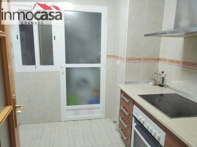 2 quarto Apartamento para arrendar em Las Gabias com piscina garagem - 700 € (Ref: 9915990)