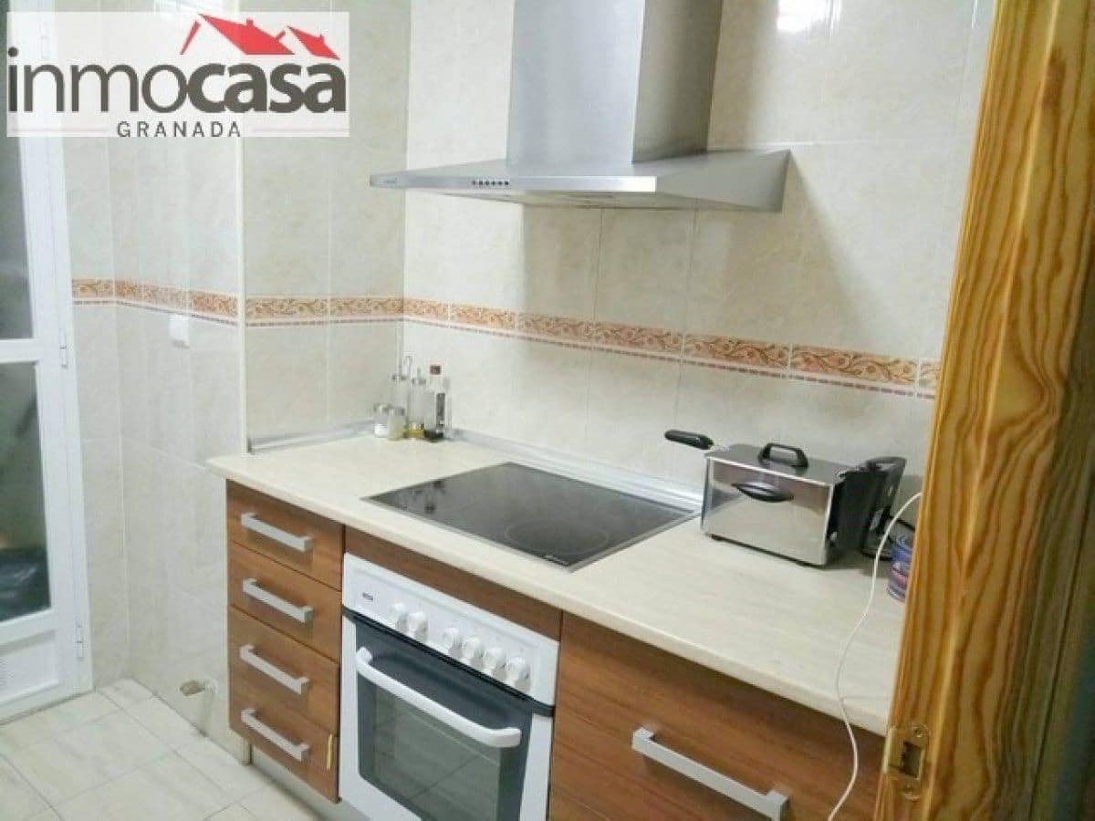 2 quarto Apartamento para arrendar em Las Gabias com piscina garagem - 700 € (Ref: 9915990)
