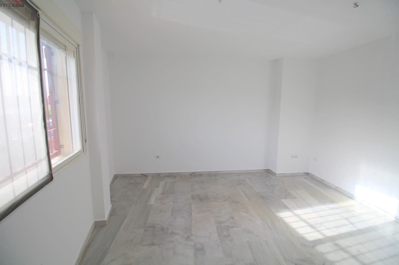 3 quarto Apartamento para arrendar em Armilla - 550 € (Ref: 9915991)