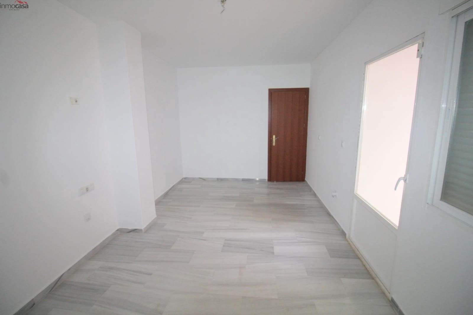 3 quarto Apartamento para arrendar em Armilla - 550 € (Ref: 9915991)