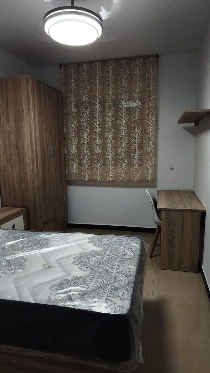 4 Zimmer Penthouse zu vermieten in Armilla - 1.300 € (Ref: 9922445)