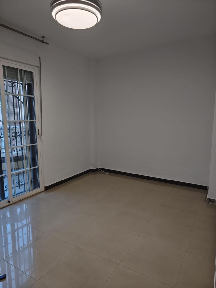 4 Zimmer Penthouse zu vermieten in Armilla - 1.300 € (Ref: 9922445)