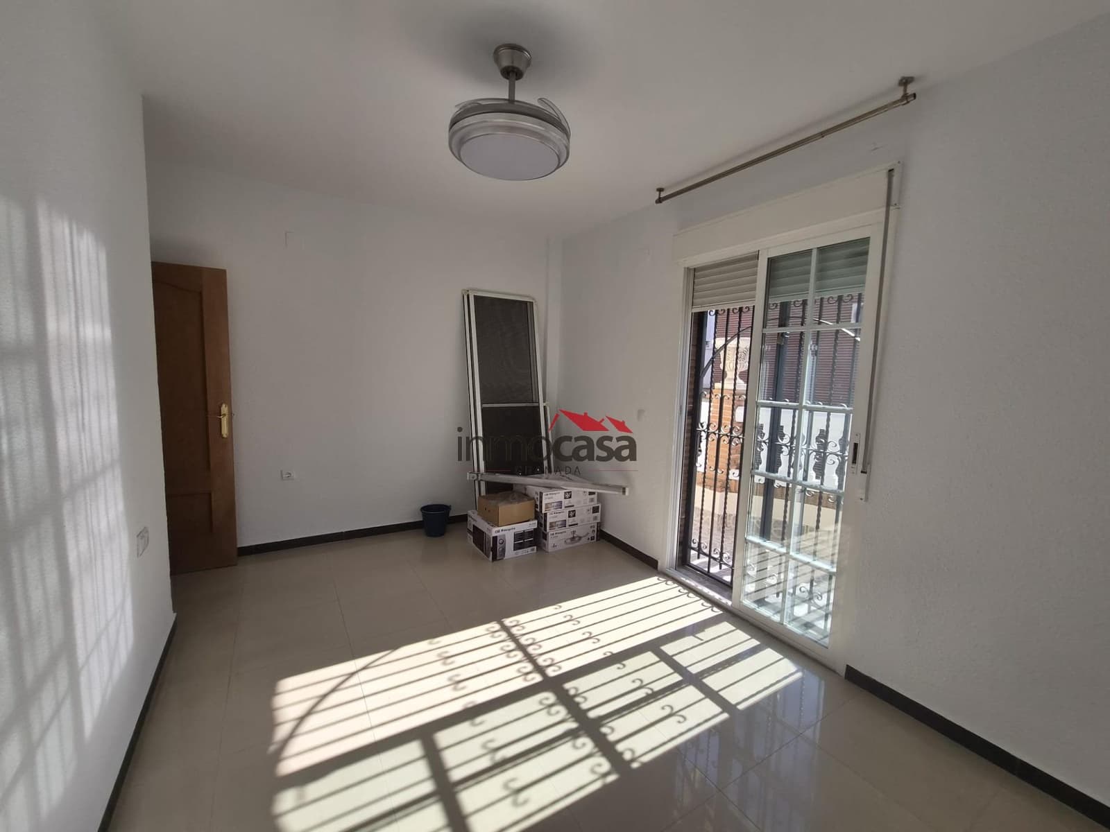 4 sypialnia Penthouse do wynajęcia w Armilla - 1 000 € (Ref: 9922445)